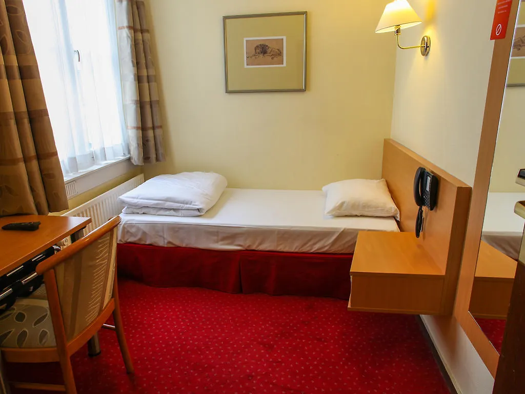 The Hoxton, Amsterdam Hotel 4*,
